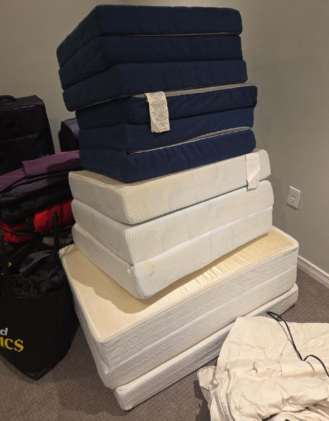Mattress Toppers - Assorted Sizes thumbnail