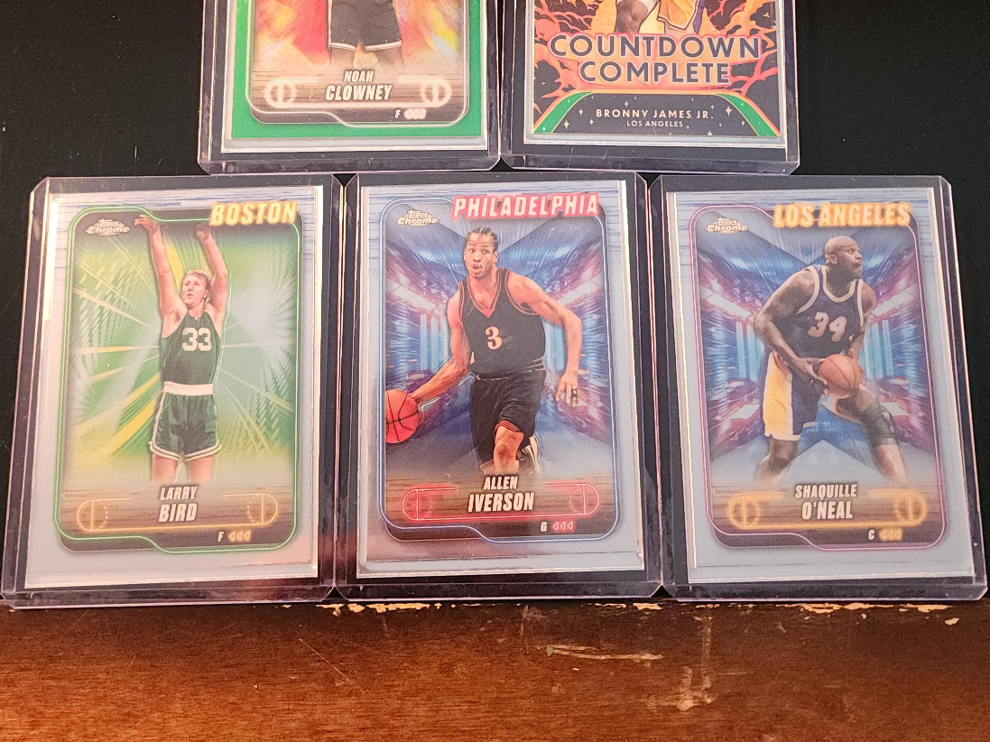 2023 Topps Chrome Basketball Trading Cards thumbnail