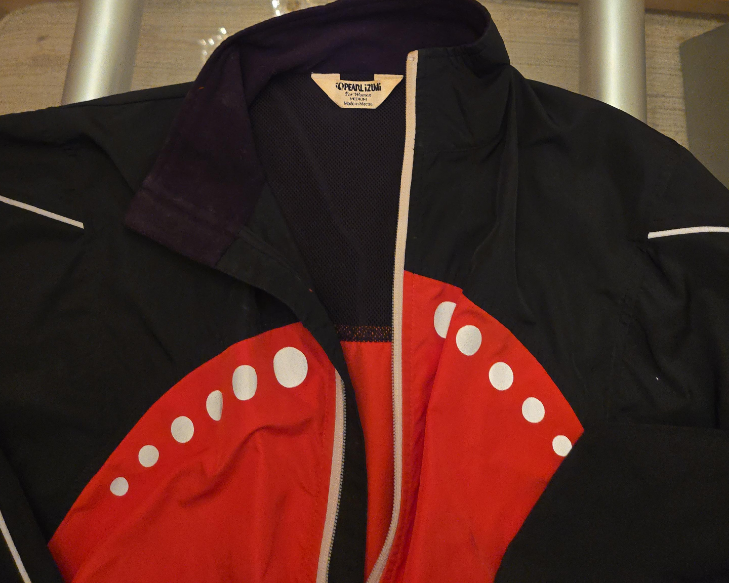 Pearl Izumi Cycling Jacket, Black & Pink, Size L