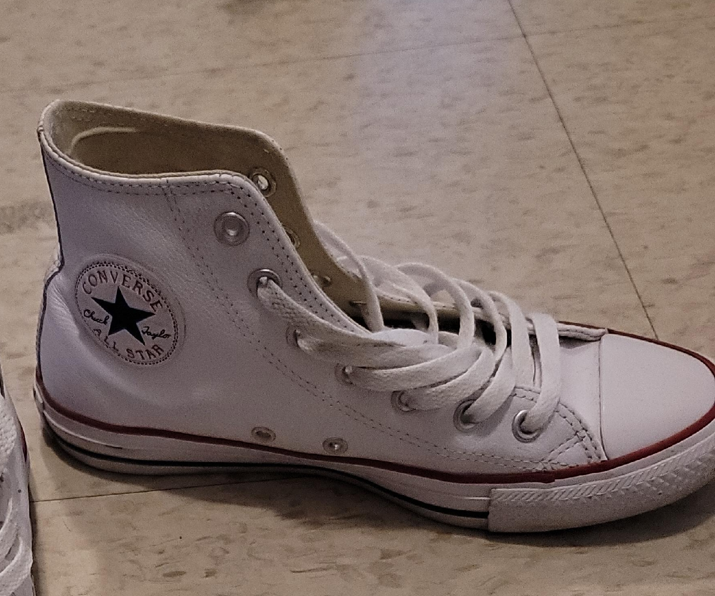Converse Chuck Taylor All Star Leather High Top - White thumbnail