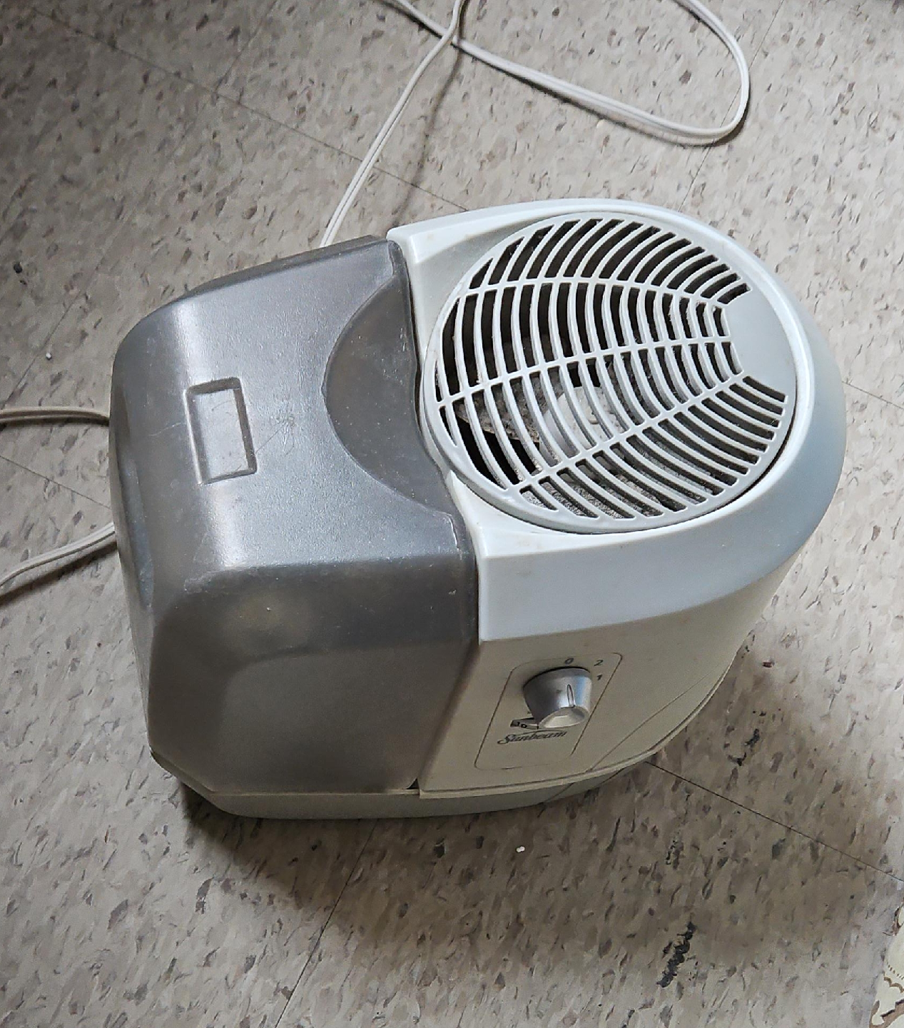 🥕Sunbeam Personal Humidifier thumbnail