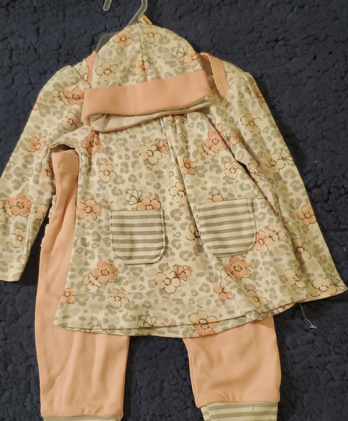 Baby Outfit Set - Floral Print thumbnail