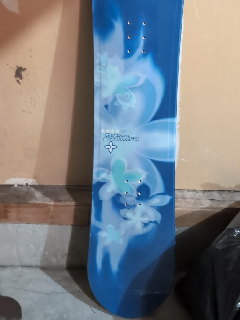 44-48 Mantra Snowboard - Blue Floral Design thumbnail