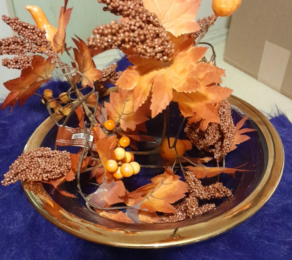 Artificial Autumn Fall Leaf and Berry Arrangement