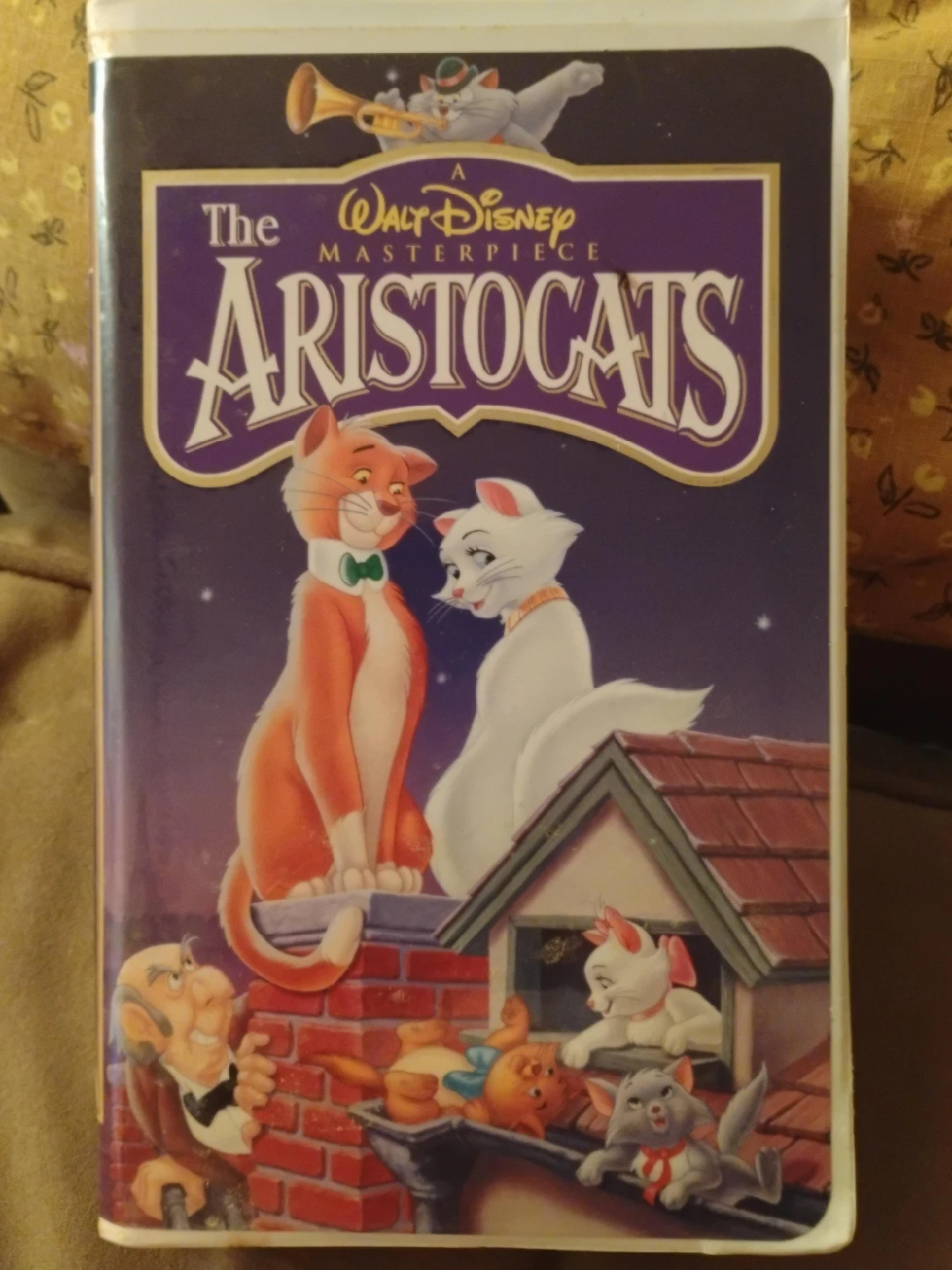 Walt Disney's The Aristocats VHS thumbnail