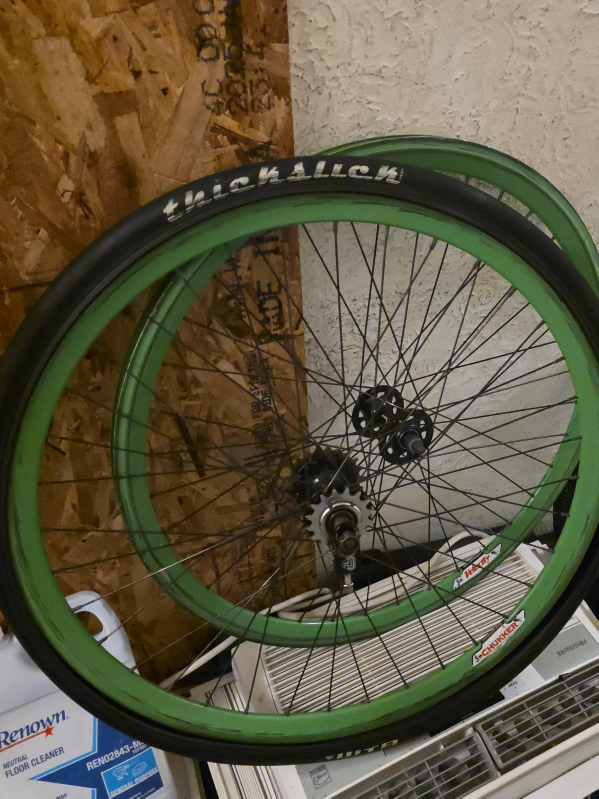 Velocity Chukker Green Bike Wheel Set thumbnail