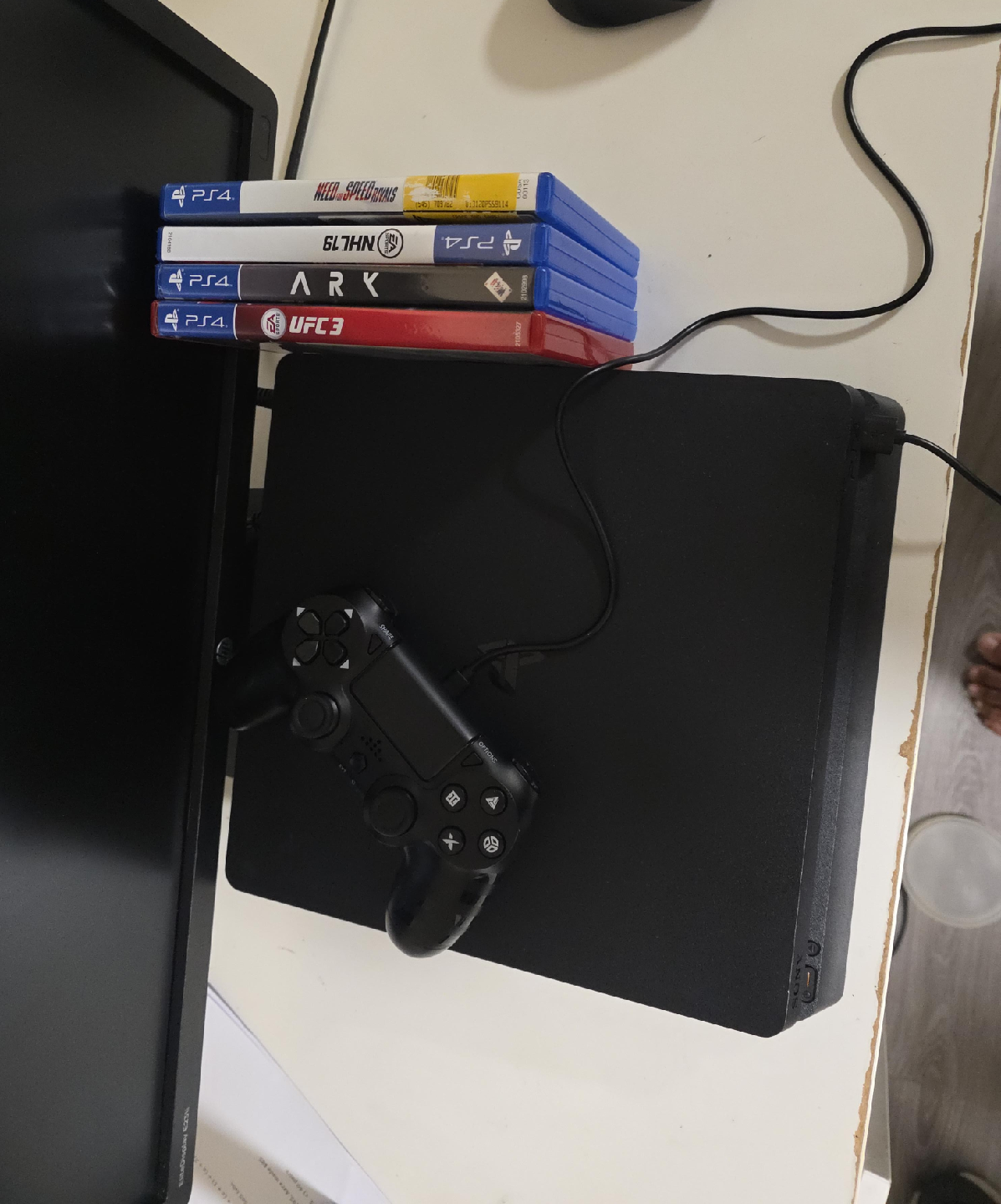 PlayStation 4 Console & 4 games