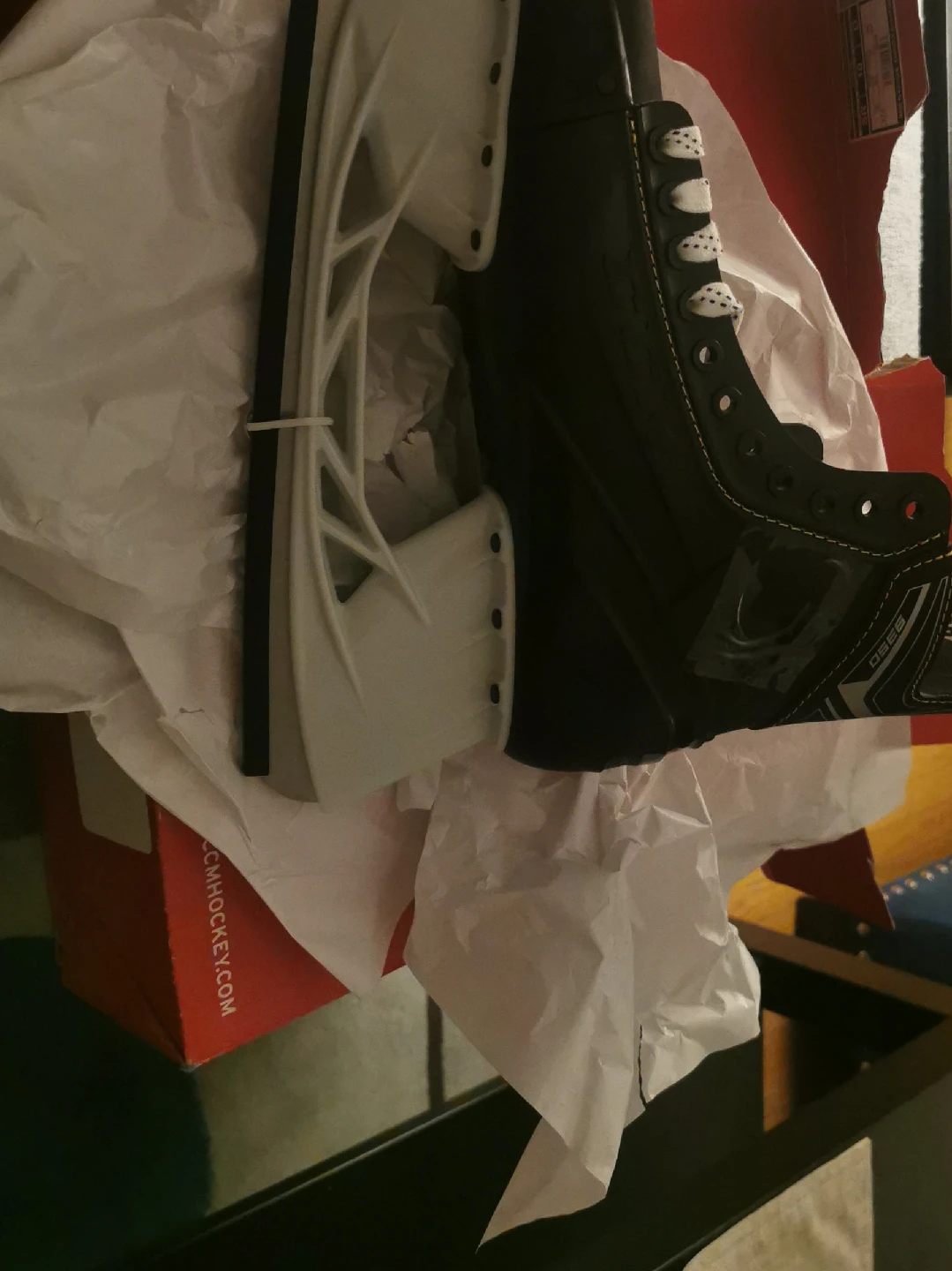 CCM Tacks 9350 Ice Hockey Skates - Size 10