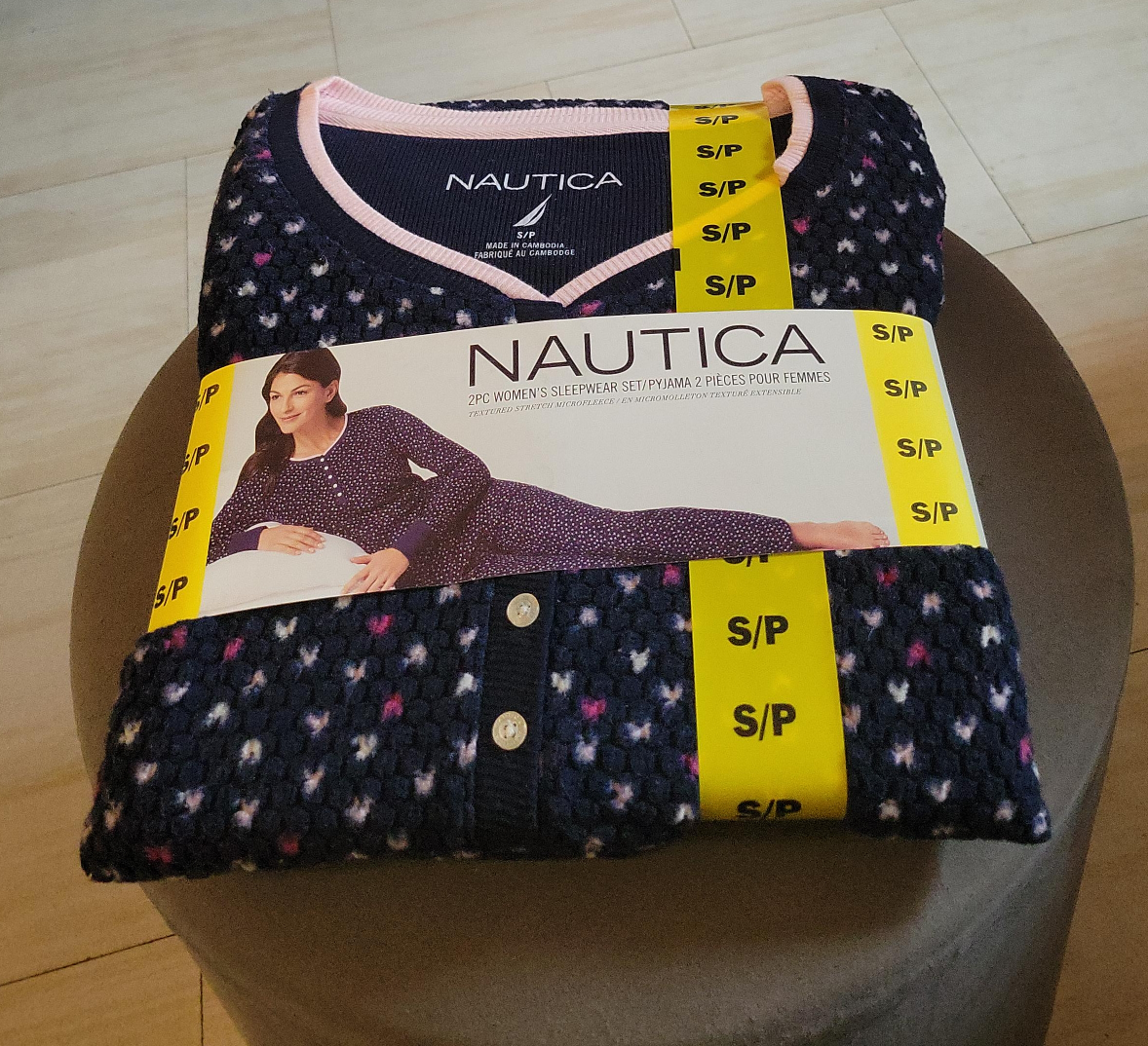 Nautica Women's Sleepwear Set - Size S image indicator(1)