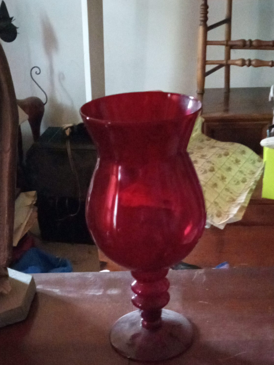 Red Glass Vase thumbnail