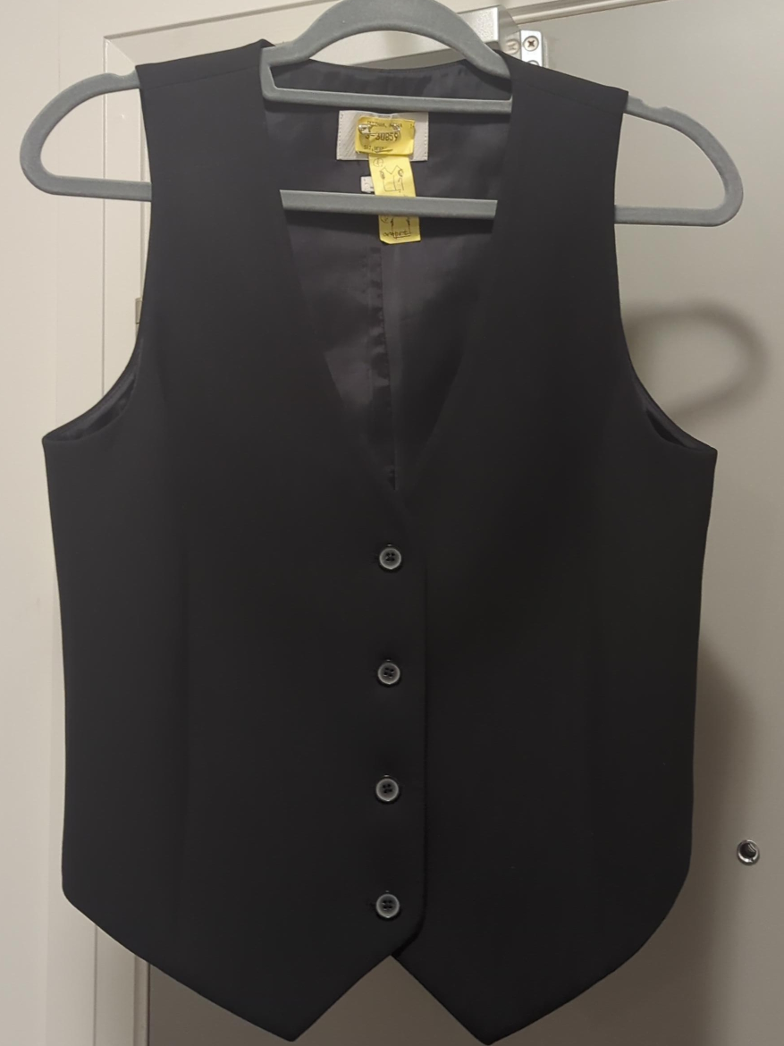 Babaton Aritzia Black Vest - Size 8