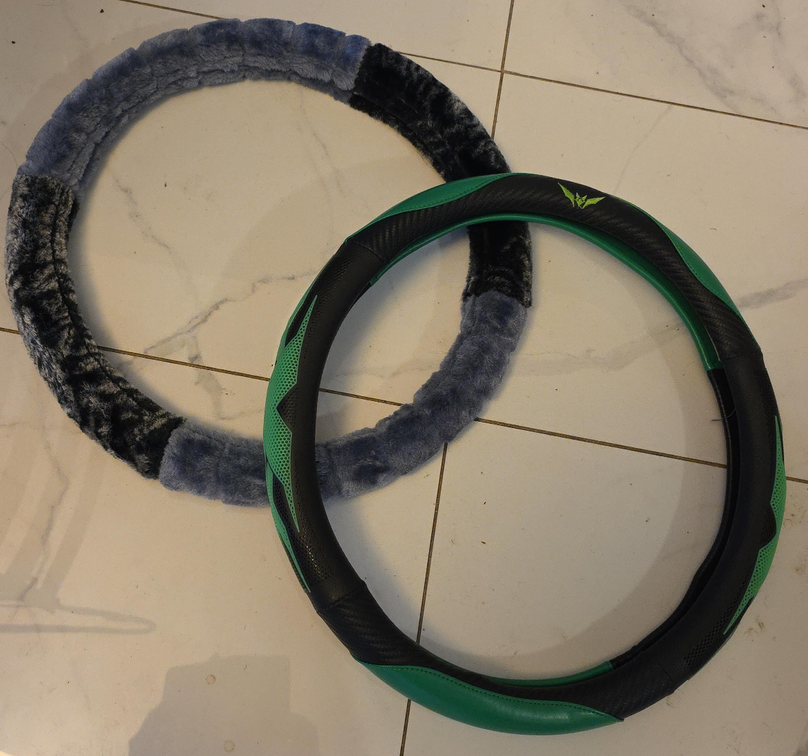 Green & Black Steering Wheel Cover thumbnail