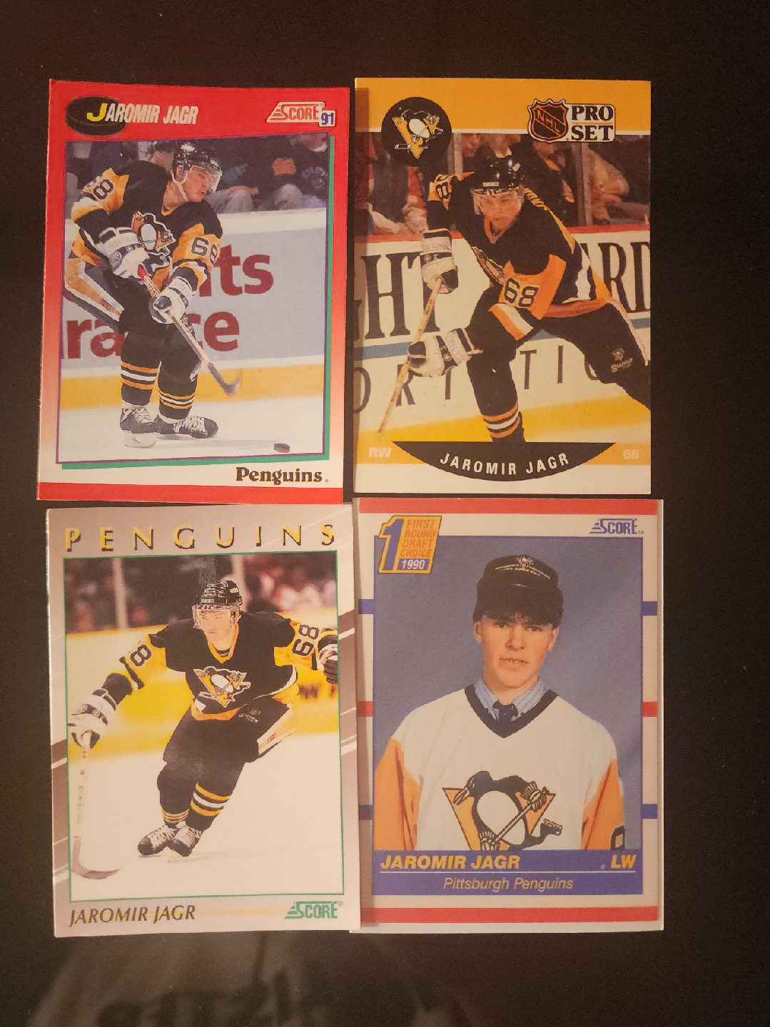 Jaromir Jagr Hockey Cards - Pittsburgh Penguins image indicator(1)
