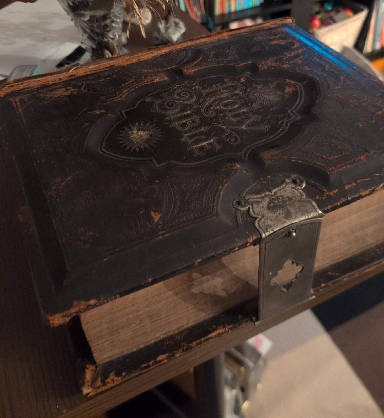 Antique Holy Bible thumbnail