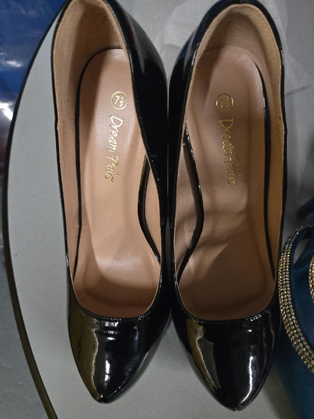 Dream Pairs Black Heels - Size 7.5 thumbnail