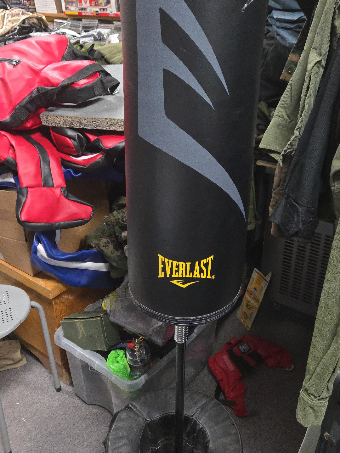 Everlast Freestanding Punching Bag thumbnail
