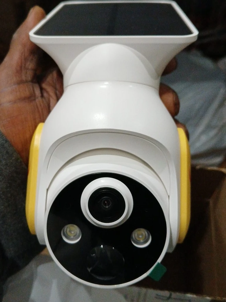 Outdoor Solar Powered Security Camera thumbnail