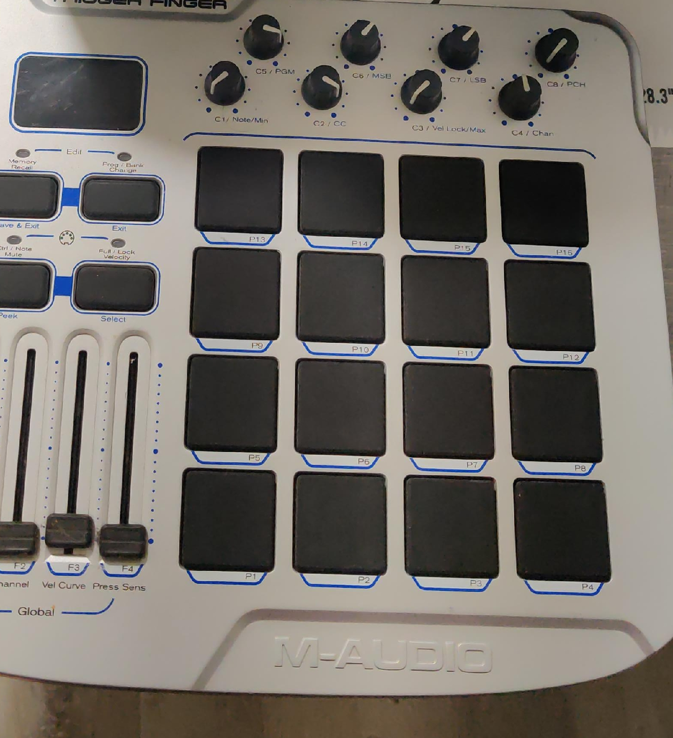 M-Audio KeyRig 49 Keyboard & Trigger Finger thumbnail