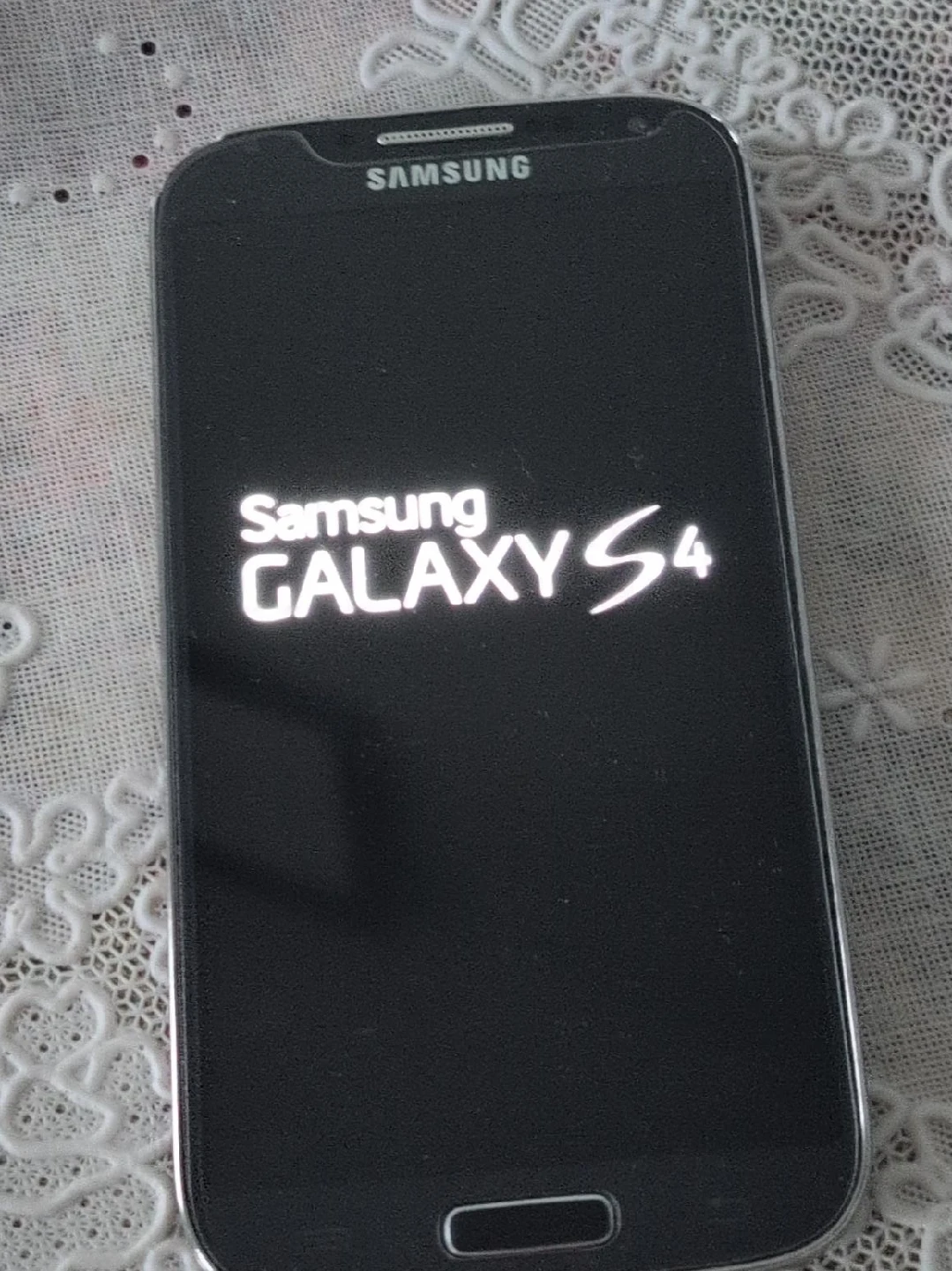 Samsung Galaxy S4 thumbnail