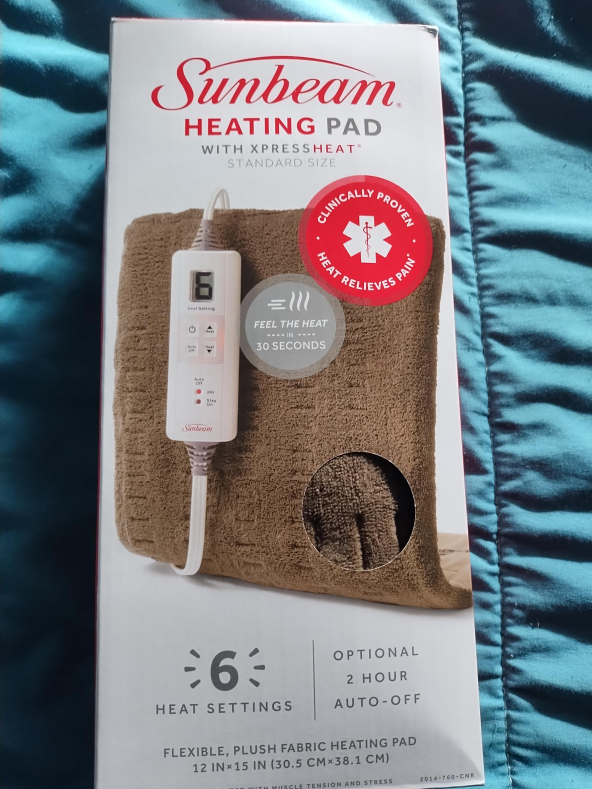 Sunbeam Heating Pad with XpressHeat - Standard Size thumbnail