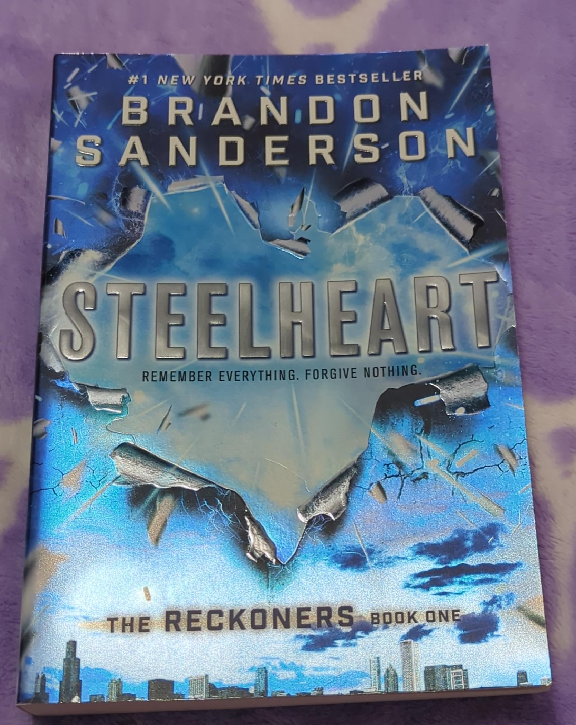 Steelheart by Brandon Sanderson (The Reckoners Book 1) thumbnail