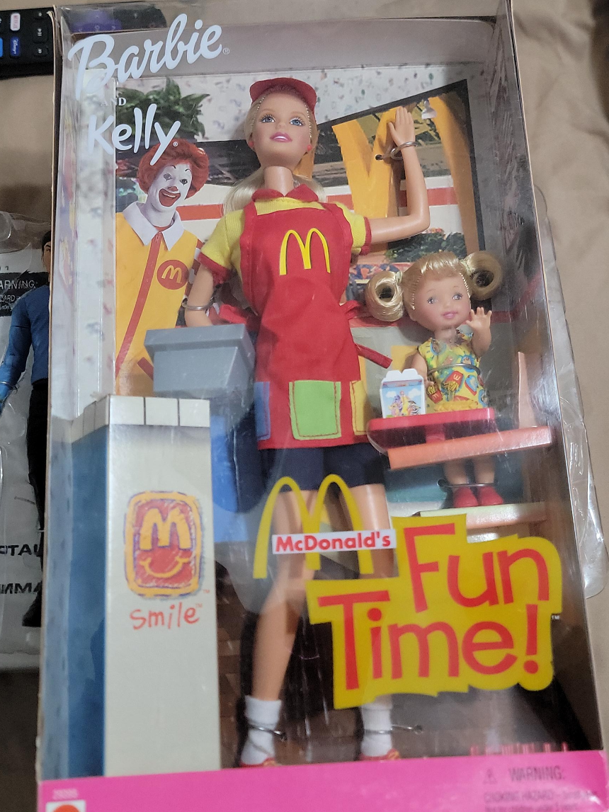 McDonald's Fun Time! Barbie & Kelly Doll Set