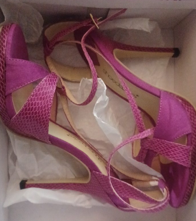 Shoedazzle Purple Heels - Size 6.5 thumbnail