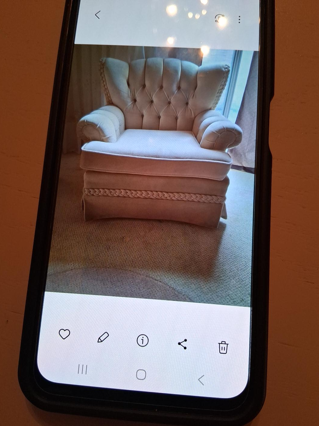 Vintage Armchair - Beige, Tufted image indicator(1)