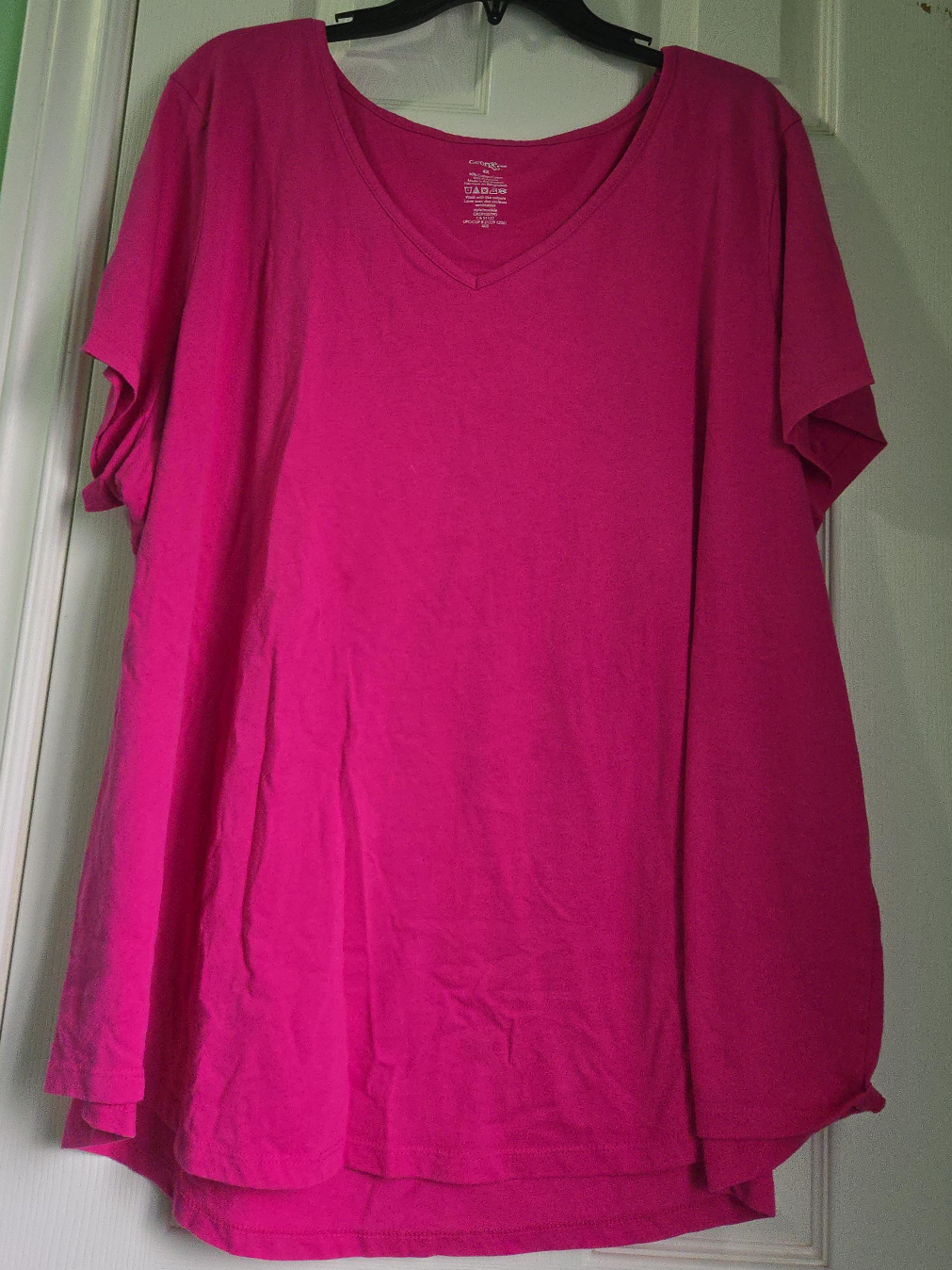 George Pink V-Neck T-Shirt - Size 4X thumbnail