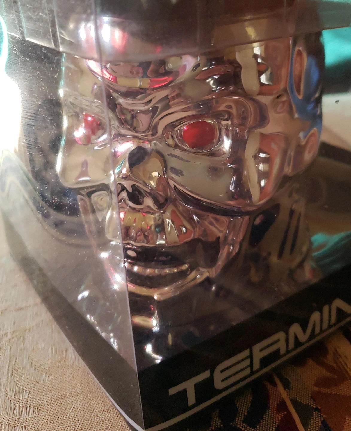 Terminator T-800 Endoskull Mug thumbnail