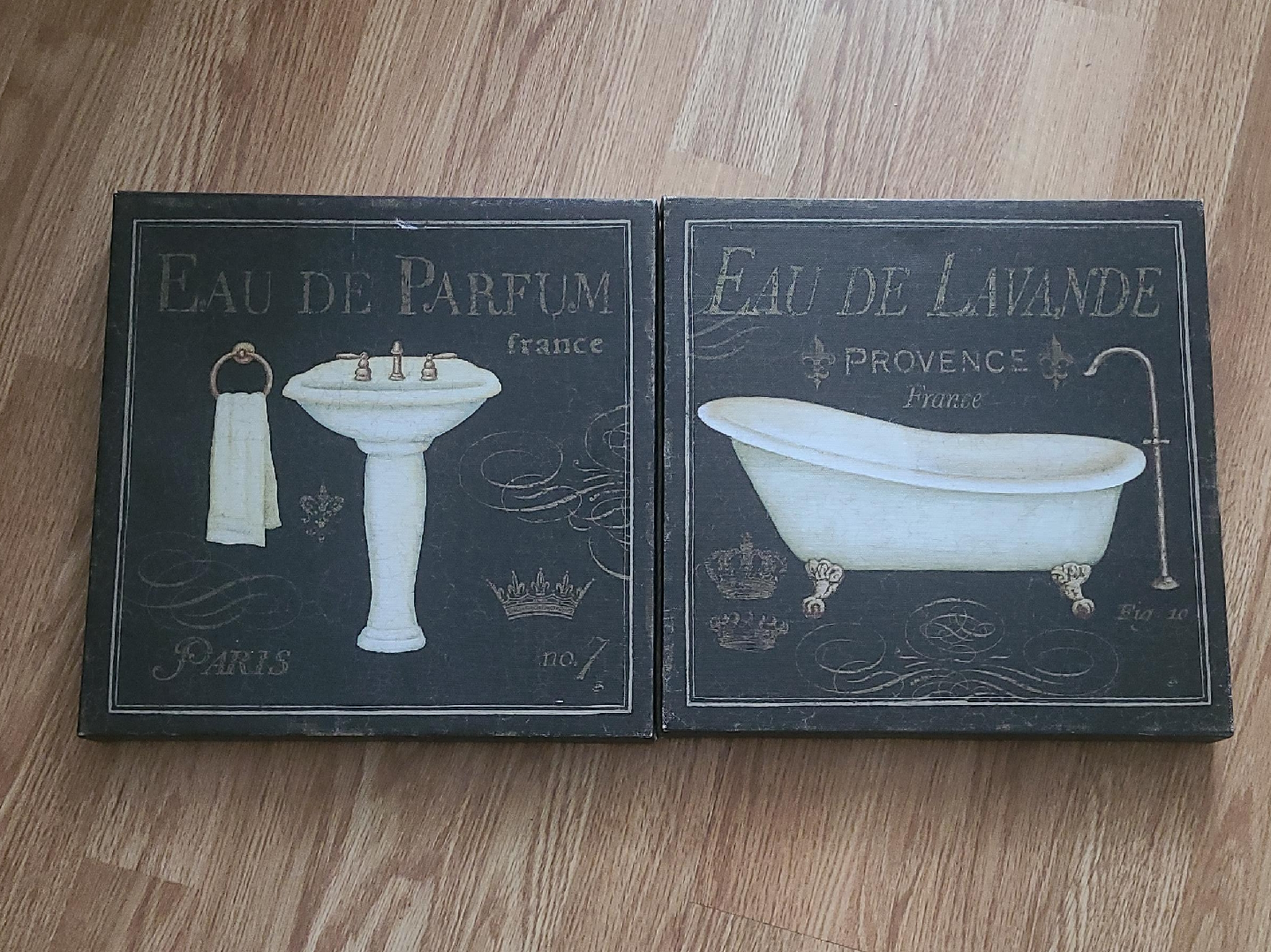 Set of 2 Bathroom Wall Art Canvases thumbnail