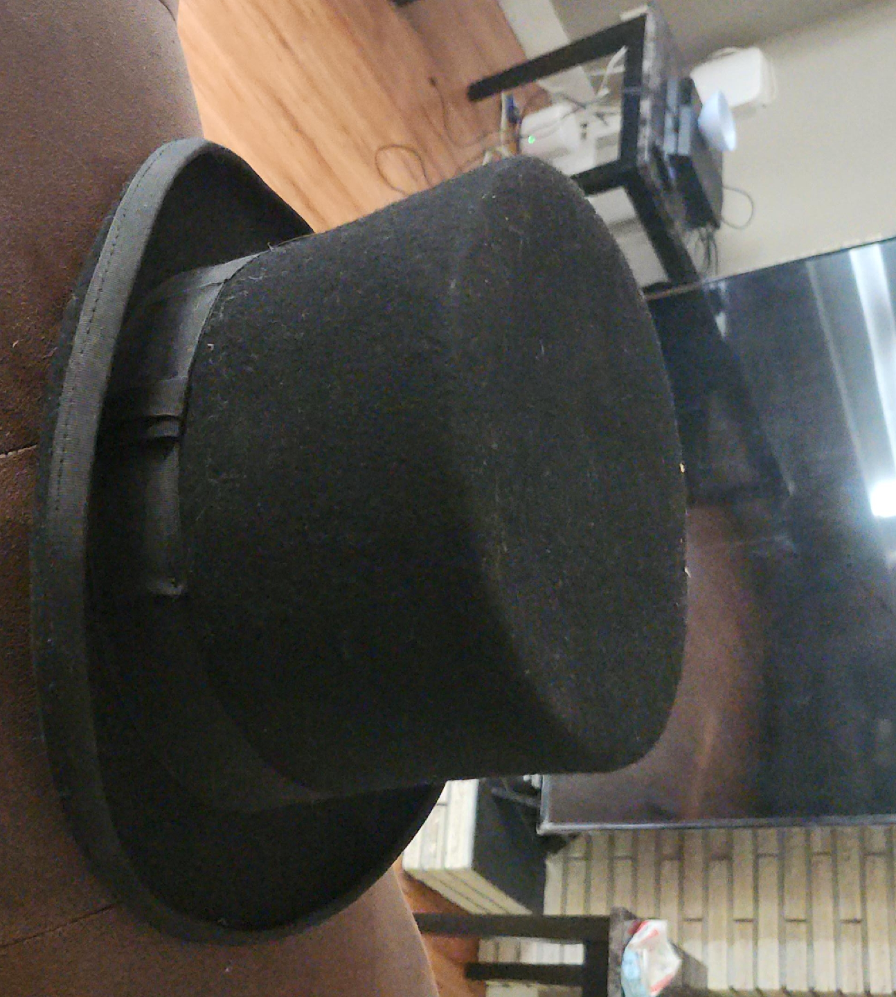 Black Top Hat thumbnail