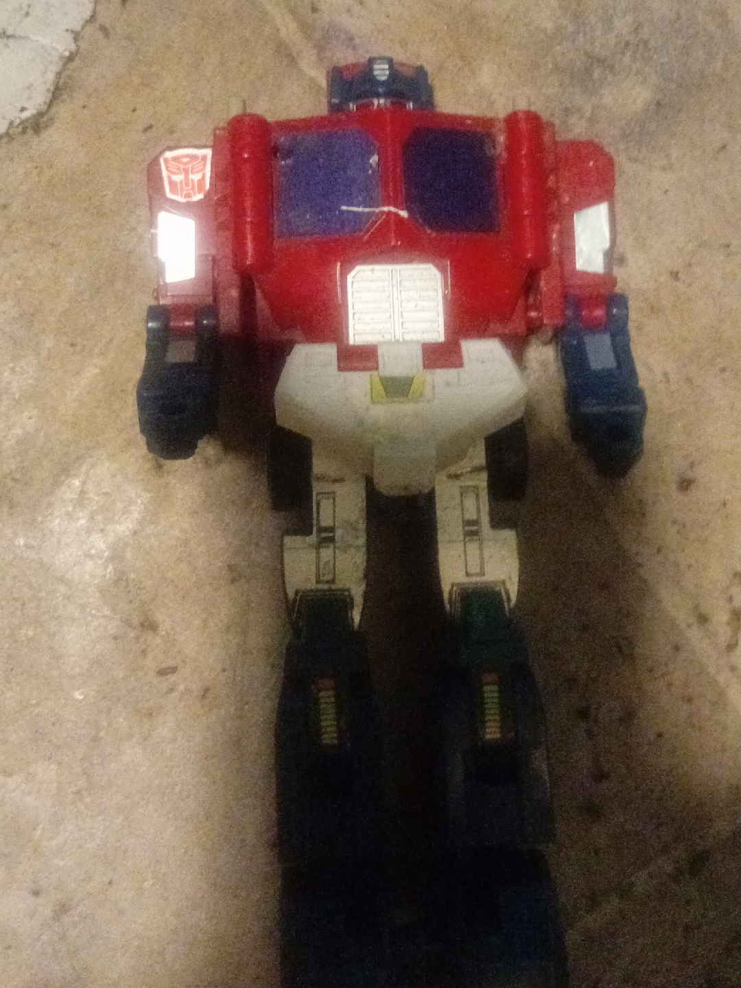 Vintage Transformers Optimus Prime Action Figure image indicator(1)