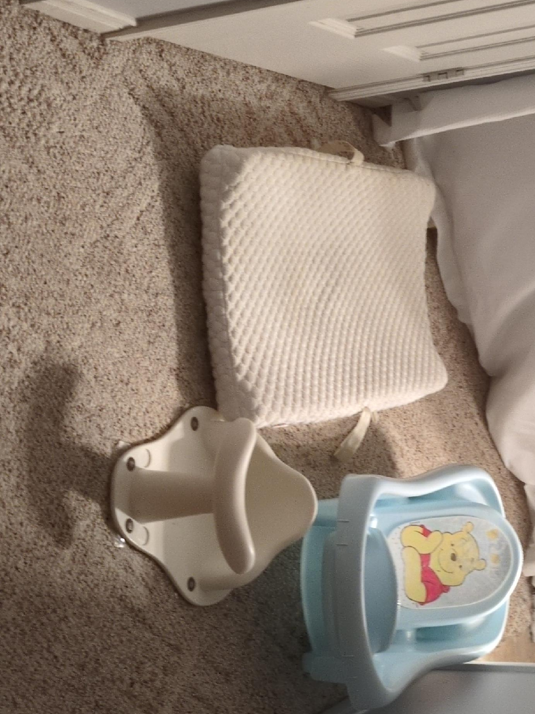 Baby Bathtub and Bath Seat thumbnail