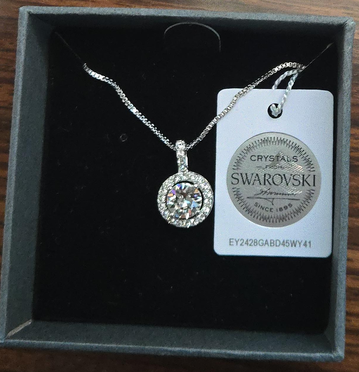 Swarovski Crystals Pendant Necklace thumbnail