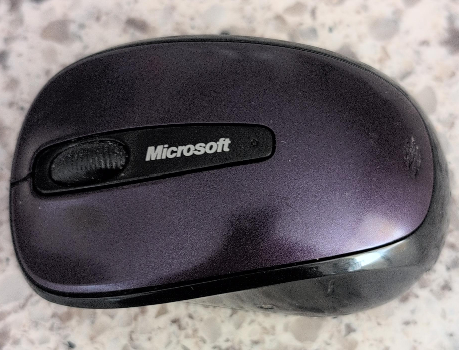Microsoft Wireless Mouse thumbnail