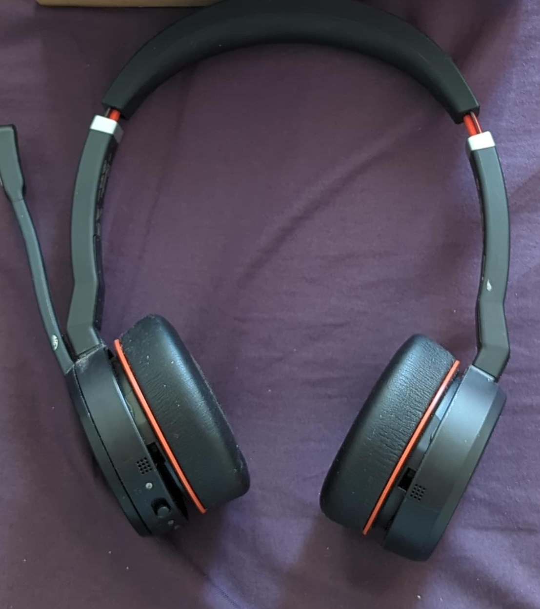 Wireless Bluetooth Headphones. Price Negotiable. Jabra Evolve 75 thumbnail