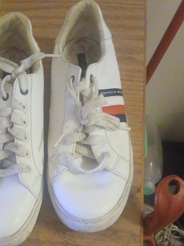 Tommy Hilfiger White Sneakers thumbnail