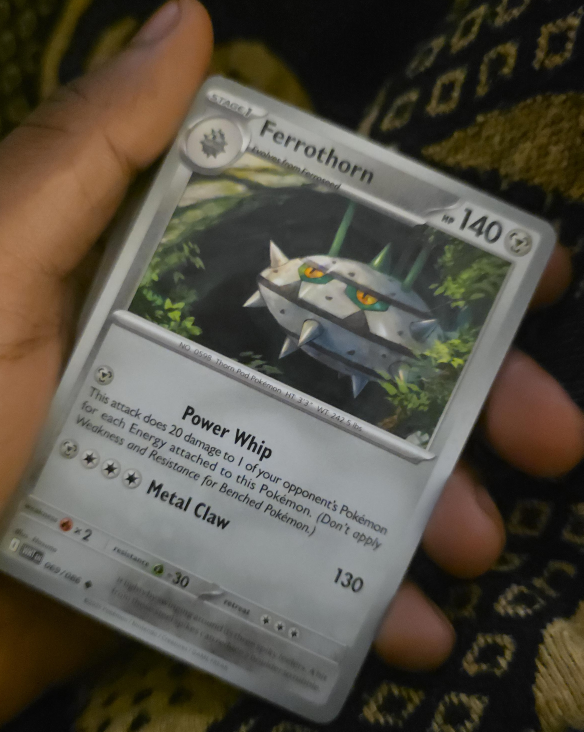 Ferrothorn Pokémon Card image indicator(1)