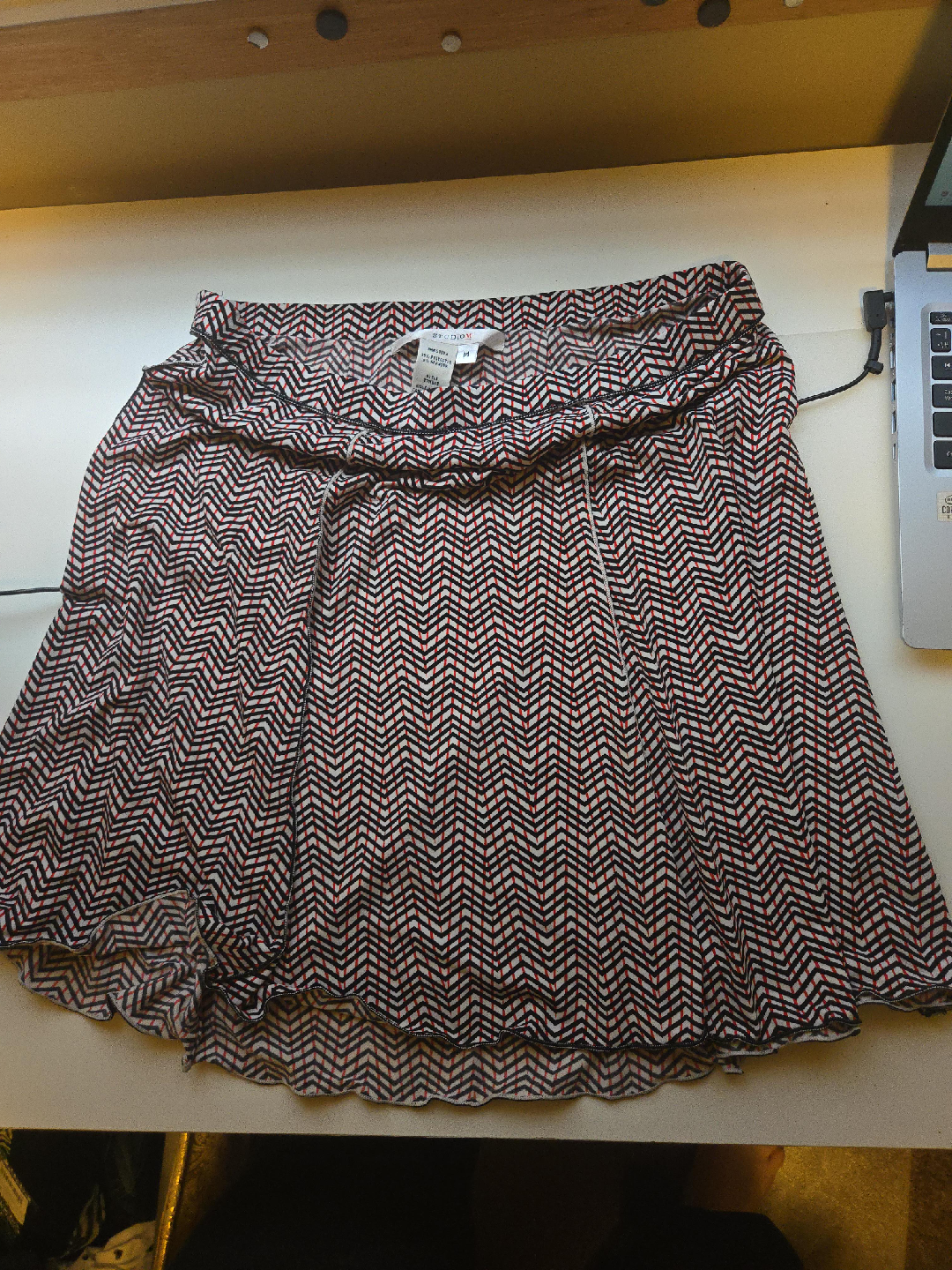 Studio M Skirt, Size M image indicator(1)
