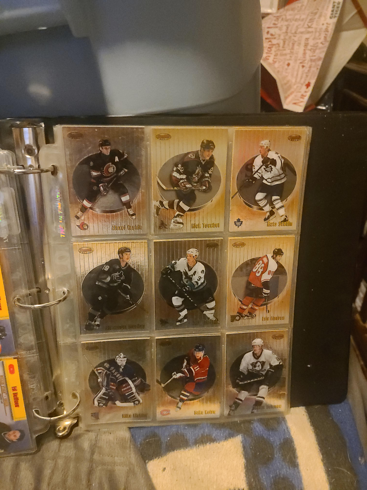 Hockey Trading Cards - Yashin, Sundin, Leetch thumbnail