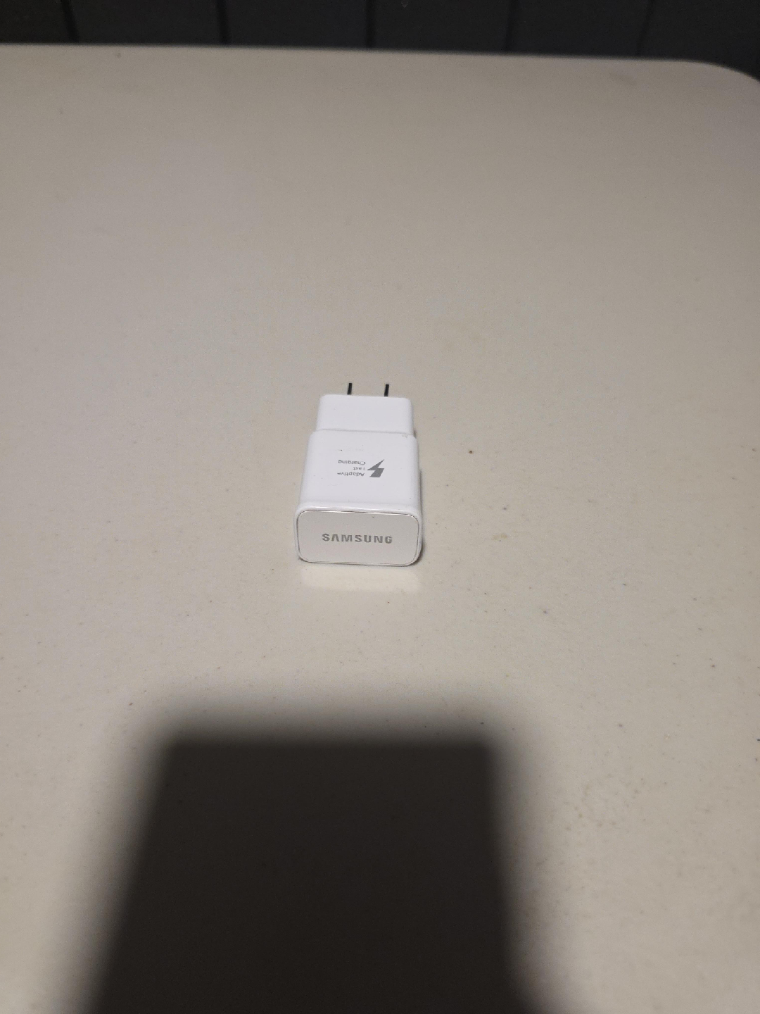 Samsung Adaptive Fast Charger - Like New thumbnail