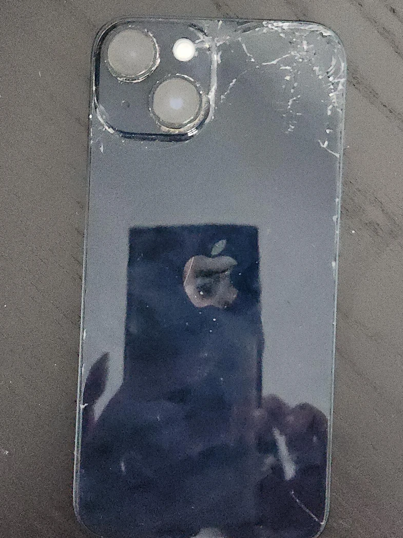 iPhone 14 - 128GB image indicator(2)