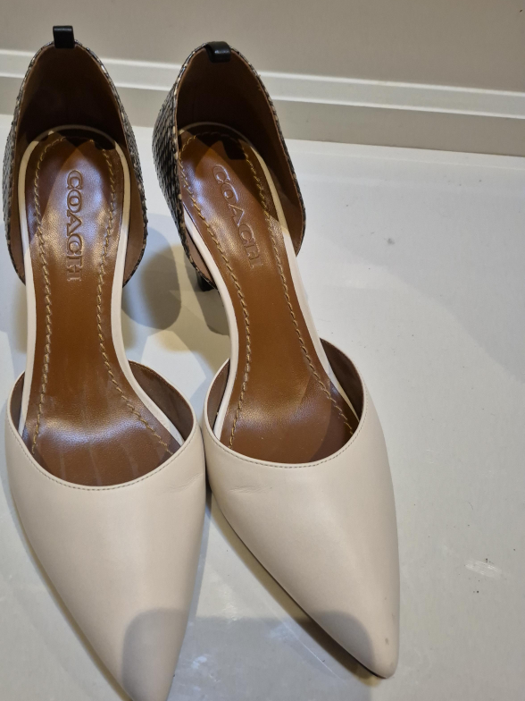Coach White & Black Heels - Size 8.5