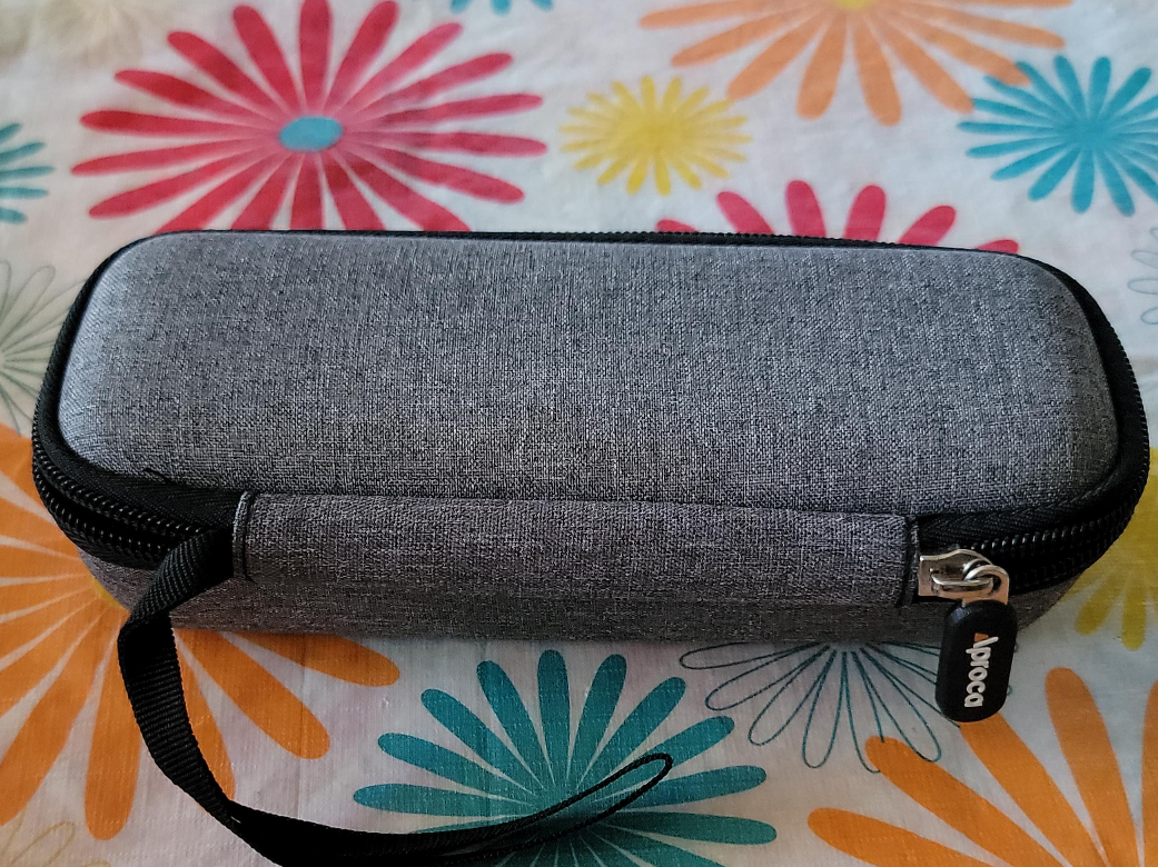 apoca Grey Carrying Case thumbnail