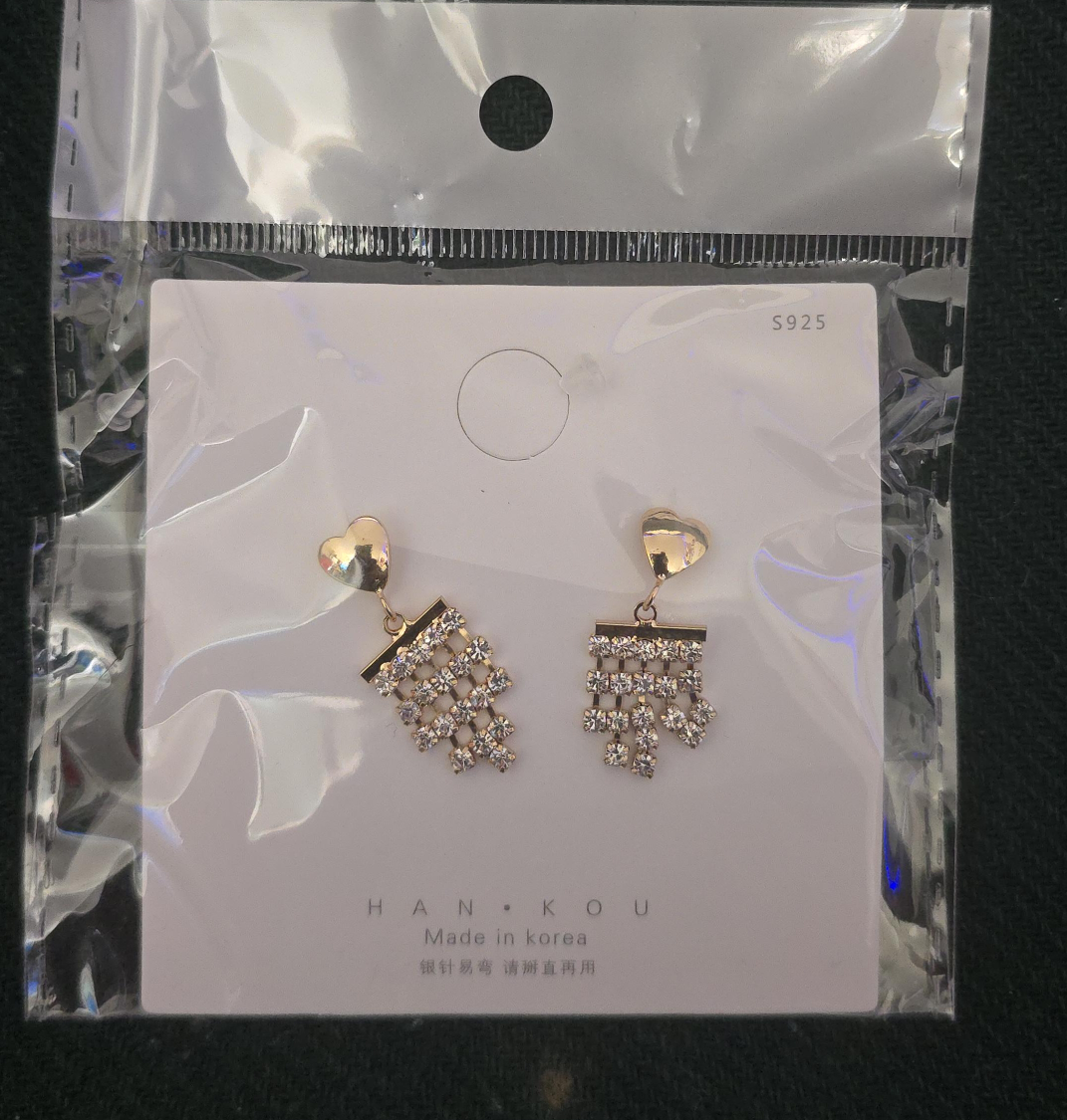 HAN.KOU Gold Heart Dangle Earrings - New - S925 thumbnail