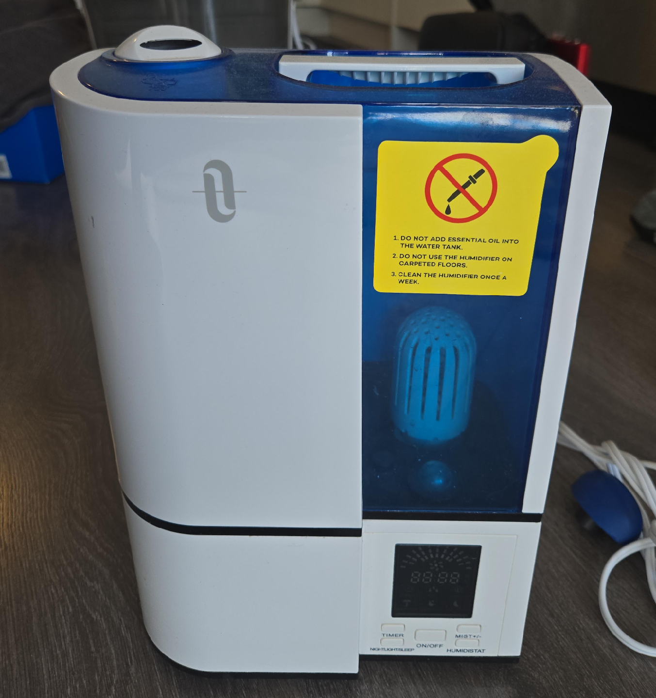 Crane Humidifier - White & Blue image indicator(1)