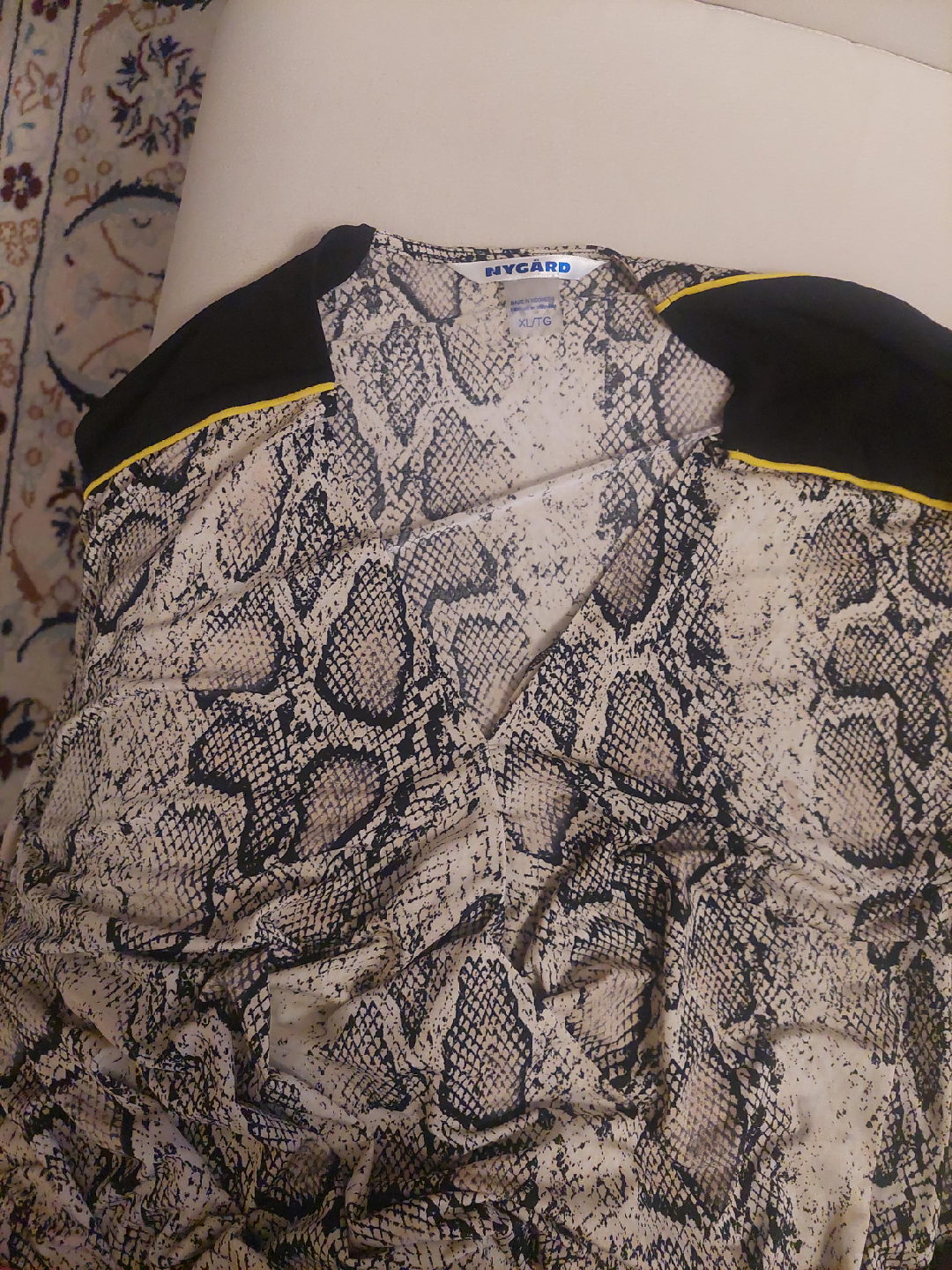 Nygard Snakeskin Print Top - XL/TG thumbnail