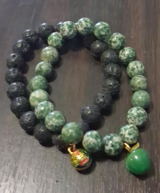 Tree agate and lava beaded bracelet thumbnail