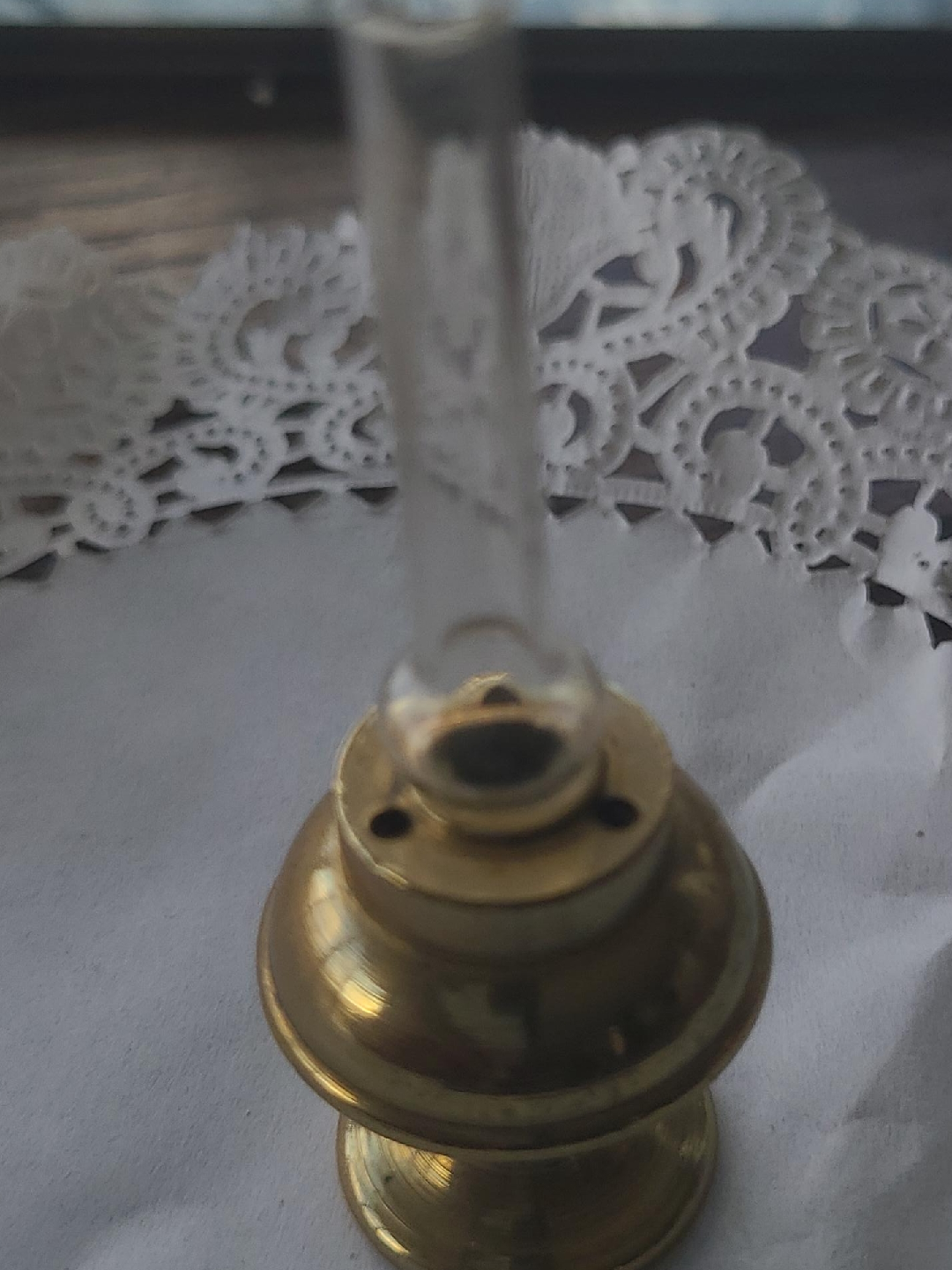 Vintage Miniture Brass Oil Lamp thumbnail